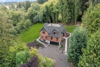 221 S Woodland, Puyallup, WA 98371