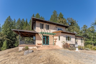 4070 Williams Ranch Rd, Willits, CA 95490