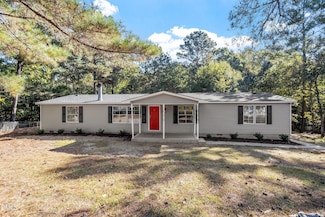 2 Christopher Dr, Sanford, NC 27332