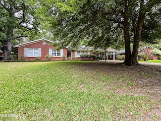1206 6th St N, Columbus, MS 39701