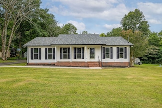 1508 Raby Ave, Shelbyville, TN 37160