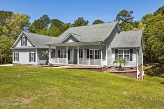 619 White Oak Crossing, Swansboro, NC 28584