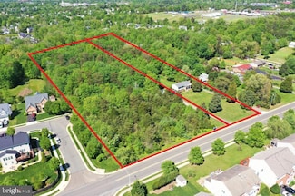 10499 Godwin Dr, Manassas, VA 20112