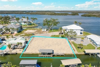 5592 Avenida Pescadora, Fort Myers Beach, FL 33931