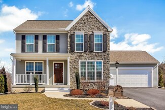 7031 Woodsman Dr, Harrisburg, PA 17111