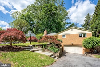 5116 Wehawken Rd, Bethesda, MD 20816