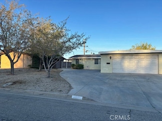 44609 Gingham Ave, Lancaster, CA 93535
