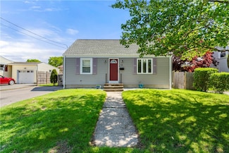 328 Maple St, Warwick, RI 02888