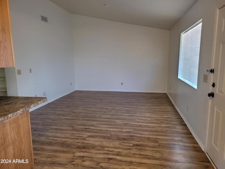 1815 W 8th Ave Unit 203, Mesa, AZ 85202