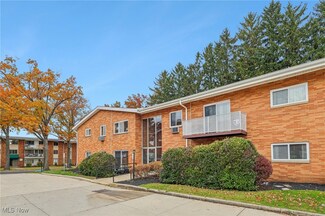 411 Tollis Pkwy Unit 240A, Broadview Heights, OH 44147