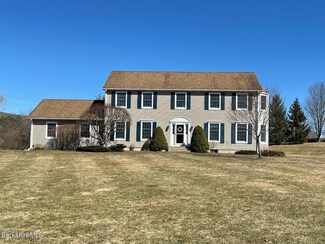 380 Stratton Rd, Williamstown, MA 01267