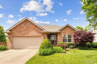 9 E Picketts Crossing, Edwardsville, IL 62025