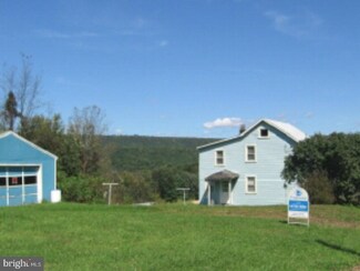 67 Trailer Rd, Ringtown, PA 17967