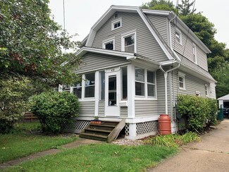 410 N Hayford Ave, Lansing, MI 48912