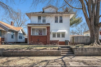 830 S 27th St, South Bend, IN 46615