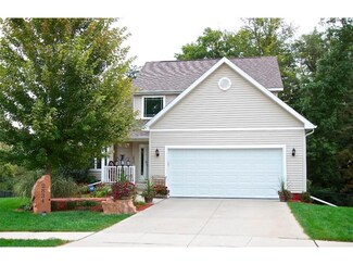 2834 Merced Dr, Des Moines, IA 50310
