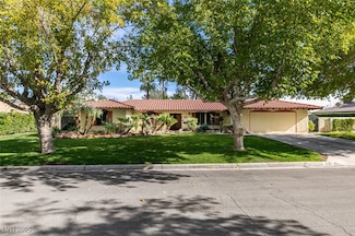 4220 W Pinecrest Cir, Las Vegas, NV 89121