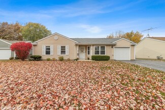 850 Plymouth Ln, Island Lake, IL 60042