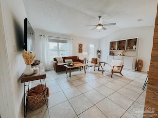 8625 El Paseo St, Navarre, FL 32566