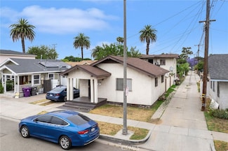 1045 E New York St, Long Beach, CA 90813