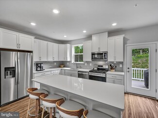 17 Four Leaf Dr, West Bradford Township, PA 19335