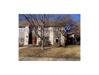 460 W 104th St Unit B, Kansas City, MO 64114