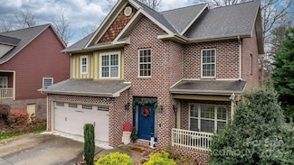 107 Maplewood Ct, Hudson, NC 28638