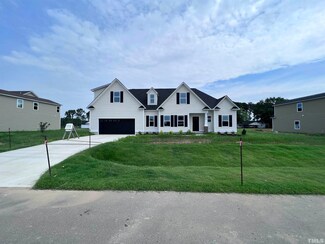 96 Longford Dr, Selma, NC 27576