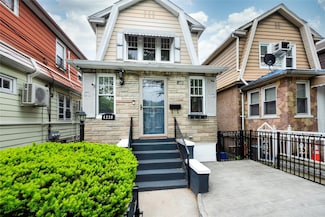 4220 Wickham Ave, Bronx, NY 10466