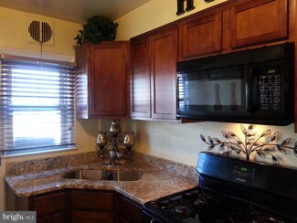 1712 Sherwood Ave, Baltimore, MD 21239