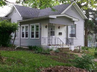 220 W Harrison St, Geneva, IN 46740