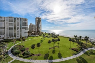 4551 Gulf Shore Blvd N Unit 804, Naples, FL 34103