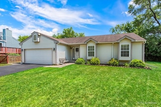 1122 Stratford Ct, Island Lake, IL 60042