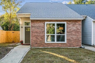 148 Stearns St, Gulf Breeze, FL 32561