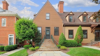 39 Murray Hill Square, New Providence, NJ 07974