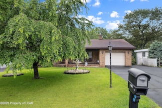 1925 E Broad St, Beaver Meadows, PA 18216