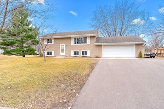 1310 Pleasantview Ln, Champlin, MN 55316