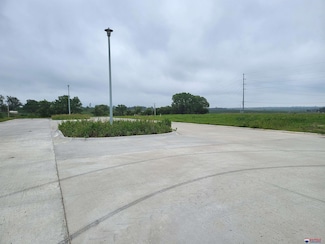 1941-1971 Titan Place, Hickman, NE 68372