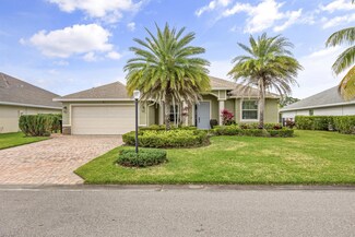 298 SW Vista Lake Dr, Port Saint Lucie, FL 34953