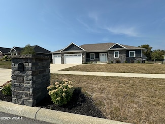 6778 Silver Lake Dr, Findlay, OH 45840