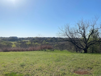 4515 Woodcrest Cir, Wichita Falls, TX 76309