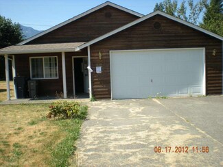 835 Givens Ave, Darrington, WA 98241