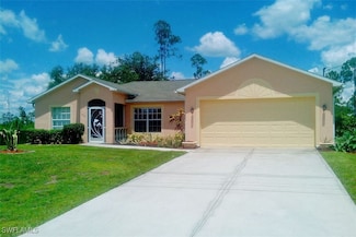 902 Mcarthur Ave Unit 5, Lehigh Acres, FL 33936