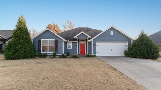 3975 Wooded Ave, Springdale, AR 72764