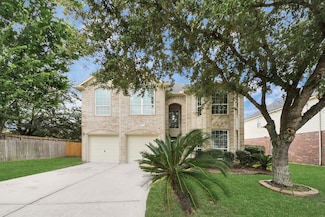 9002 Sundown Dr, Pearland, TX 77584