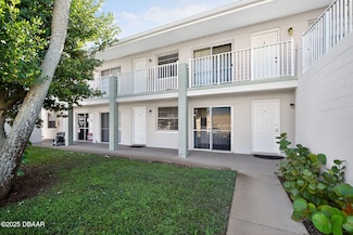 2417 N Oleander Ave, Daytona Beach, FL 32118