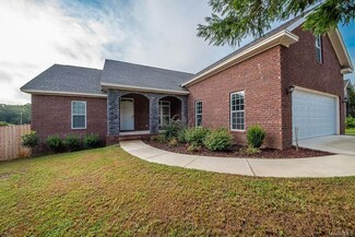 148 Sterling Dr, Elmore, AL 36025