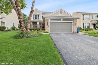 929 N Camden Ln, South Elgin, IL 60177