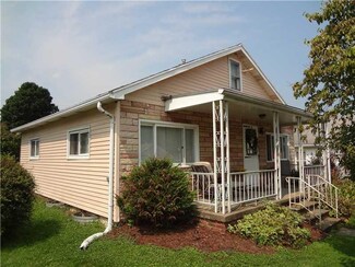 11 Hillman St, Bentleyville, PA 15314