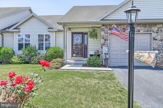 2975 Barley Cir Unit 17, Dover, PA 17315